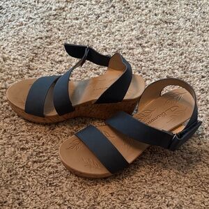 CL by Laundry Black Strappy Wedge Sandals with Cork-Style Platform